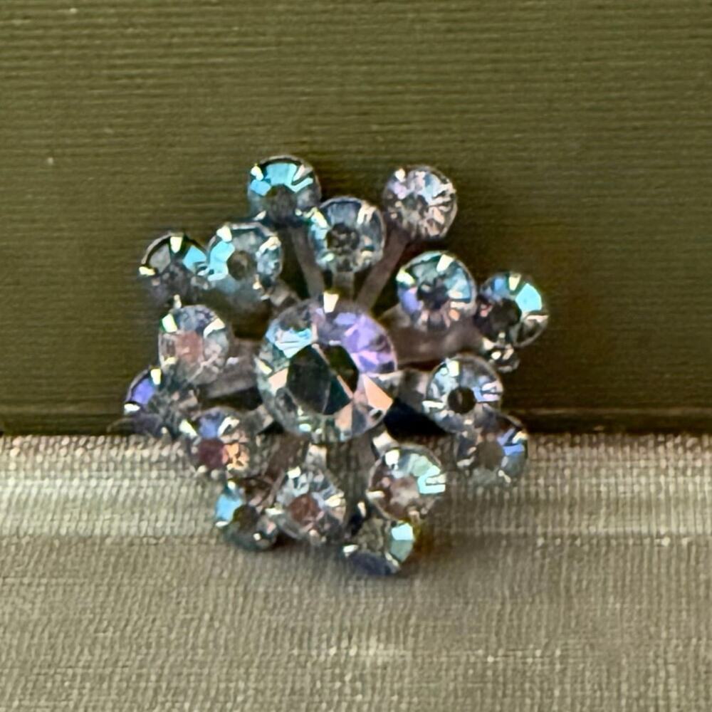 Vintage AB Rhinestone Brooch – Round Floral Cluster – 1” - Picture 6 of 8